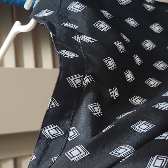 Xhilaration XL black and white dress with belt - Picture 5 of 5